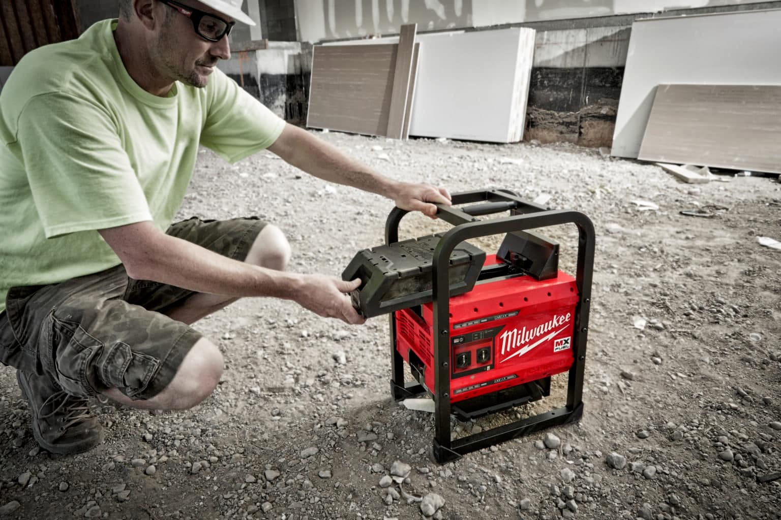 MX Fuel Power Supply levererar samma prestanda som bensindrivna lösningar. Bild: Milwaukee