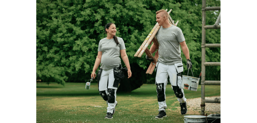 Yrkeskläder för gravida Fler yrkesplagg för gravida. Foto Blåkläder