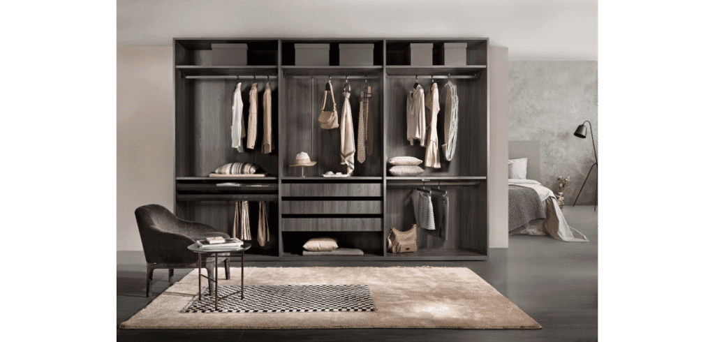 Finsk nykomling inom skräddarsydda garderober Finska garderober i det högre prissegmentet. Foto Oy Stirpe