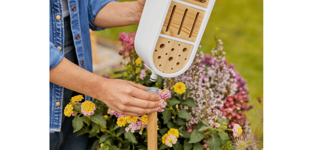 Öka trädgårdens mångfald Bjud in insekterna. Bild Gardena