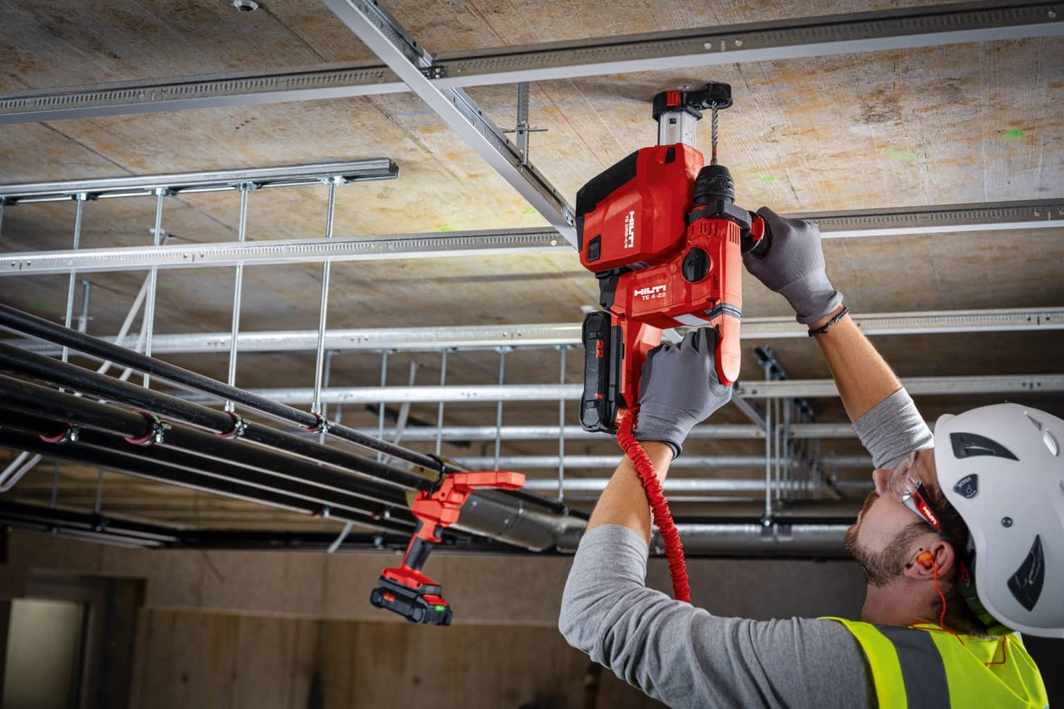 För nya batteridrivna familjen har även ergonomin finslipats, uppger tillverkaren Hilti. Bild: Hilti