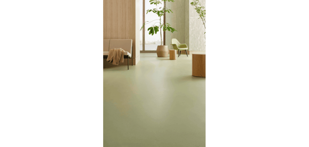 Nya linoleumgolvet Marmoleum minskar utsläppen. Foto Forbo