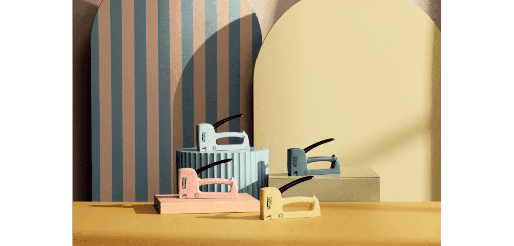 Klassisk häftpistol förnyad Känd häftpistol har fått nya färger. Foto Rapid