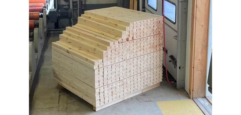 Retursystem för truckströn Truckströn kanske kan återbrukas, i likhet med returpallarna? Branschen överväger frågan.